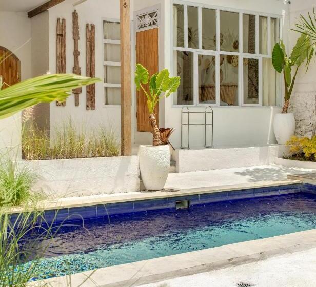 펜션 Nirvana Villa
