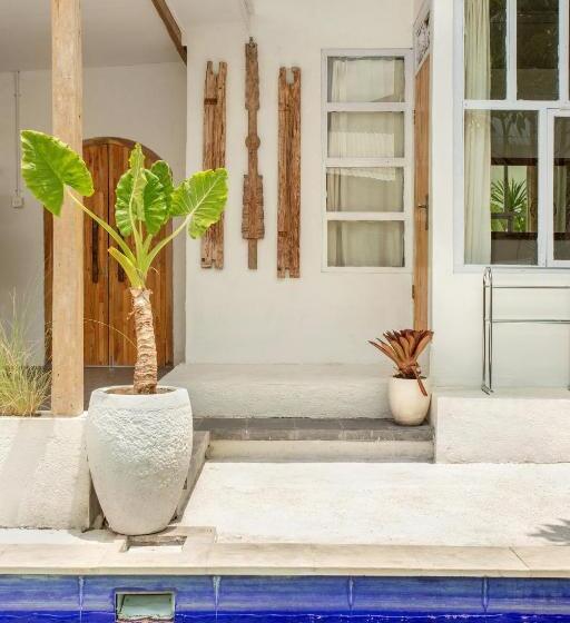 펜션 Nirvana Villa