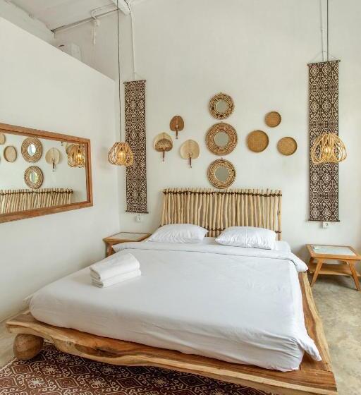 פנסיון Nirvana Villa