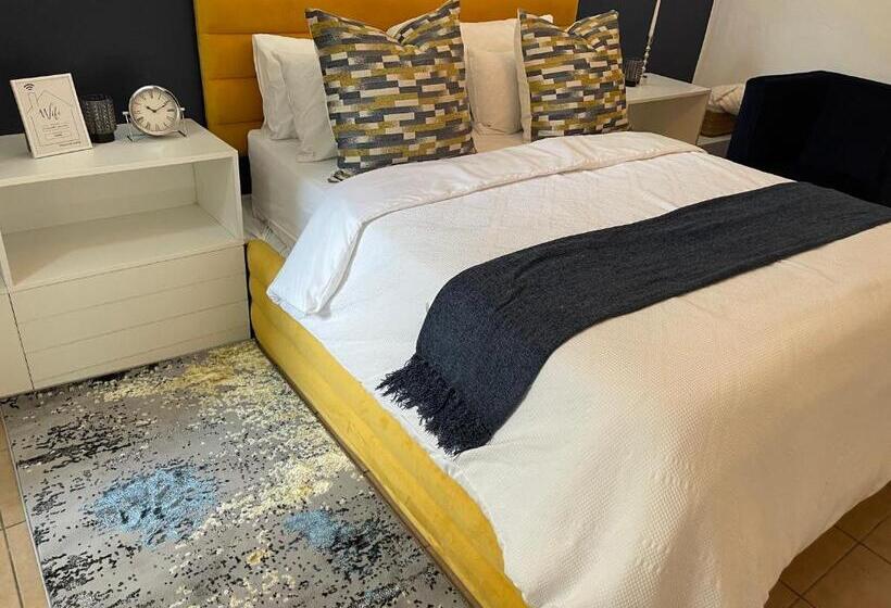 פנסיון Ntsane’ S Exquisite Homes