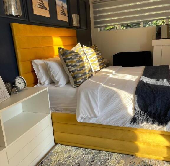 פנסיון Ntsane’ S Exquisite Homes