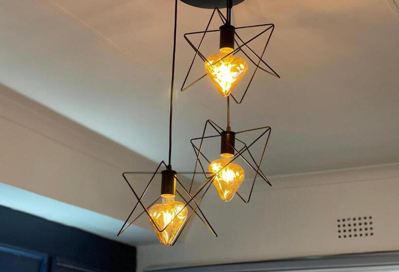 פנסיון Ntsane’ S Exquisite Homes