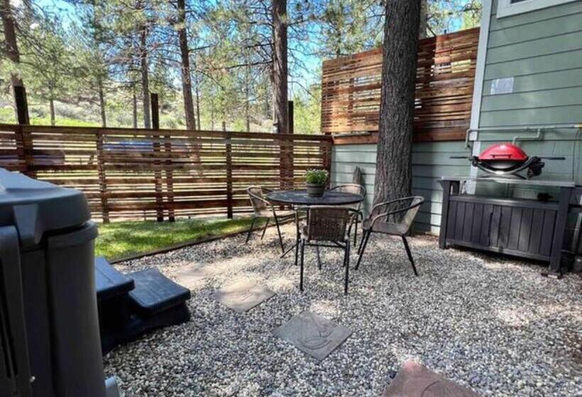 פנסיון Ponderosa Guest Suite