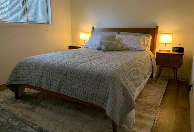 פנסיון Ponderosa Guest Suite