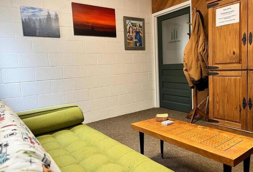 פנסיון Ponderosa Guest Suite