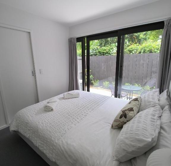 פנסיון Private Room With Ensuite & Garden Epsom