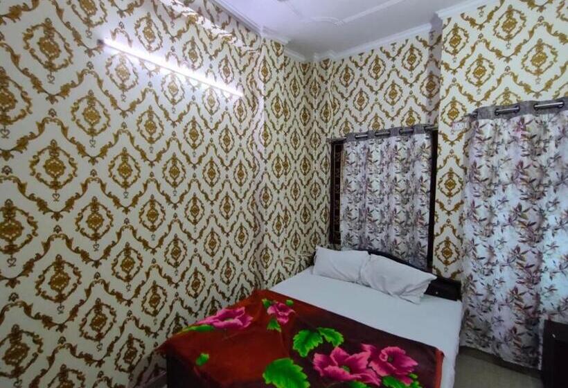 پانسیون Shree Kashi Guest House, Varanasi Near Temple 200 Meter
