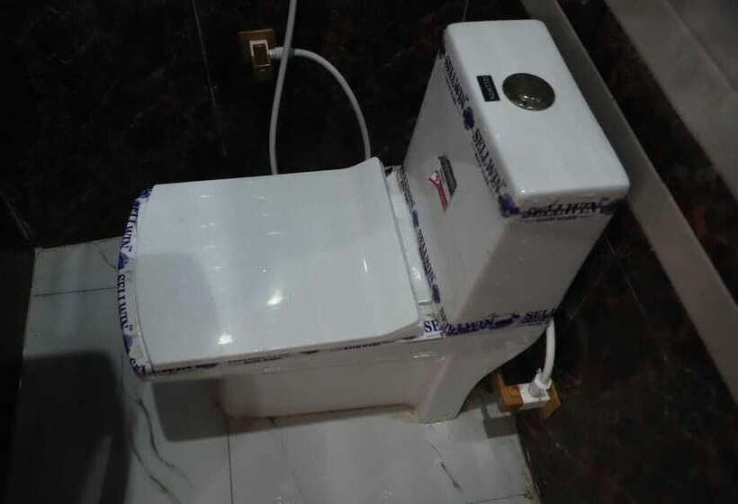 Пансион Shri Laddu Gopal Guest House