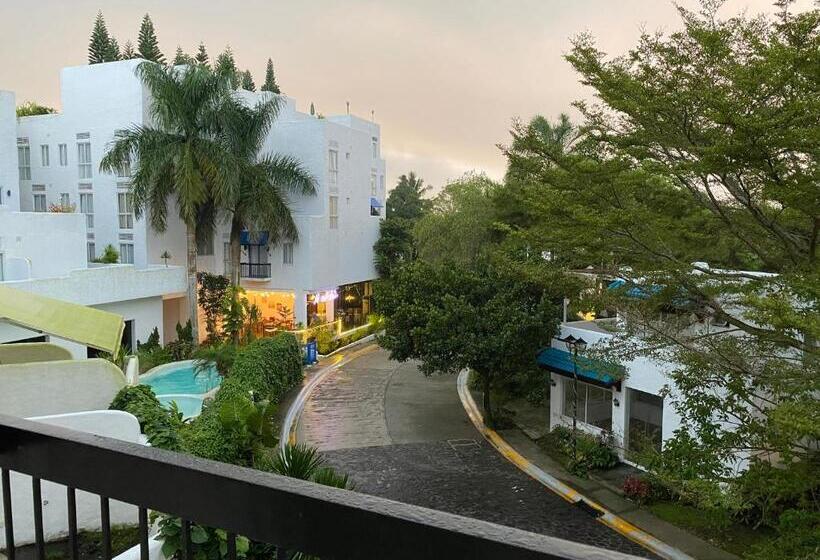 پانسیون Vie La Bella