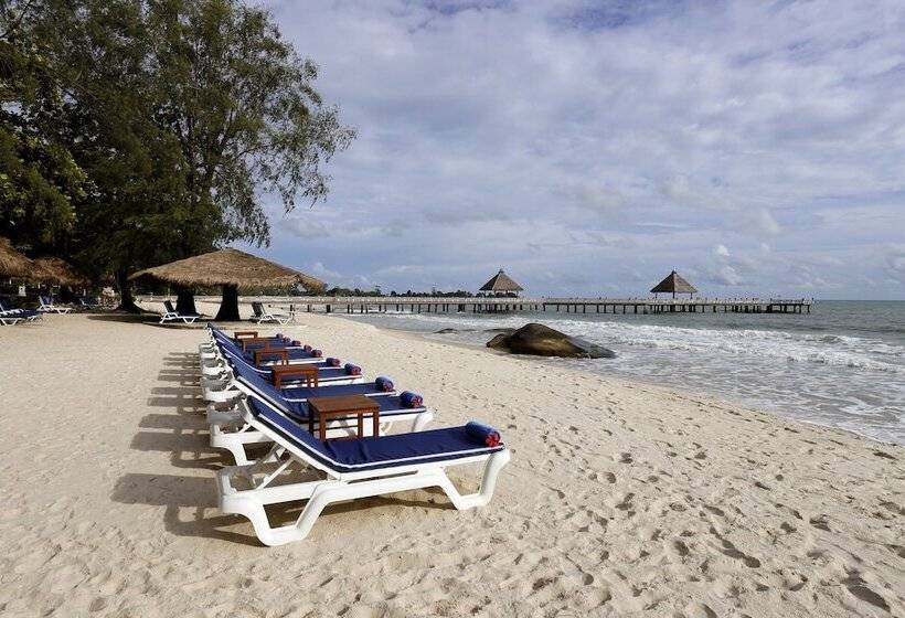 Pod Village By Independence Hotels