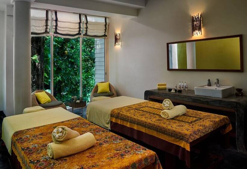 Pod Village By Independence Hotels