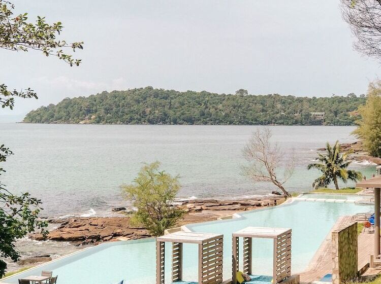 Pod Village By Independence Hotels