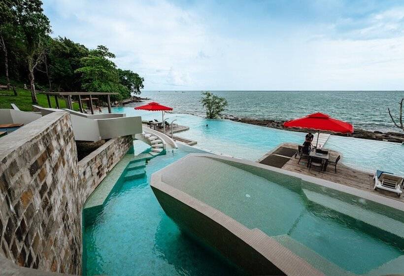 Pod Village By Independence Hotels