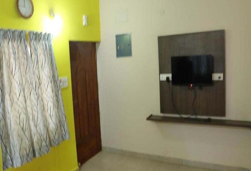 Pradee Queen Resorts