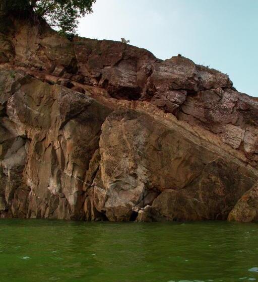 منتجع Campong Nature Retreat