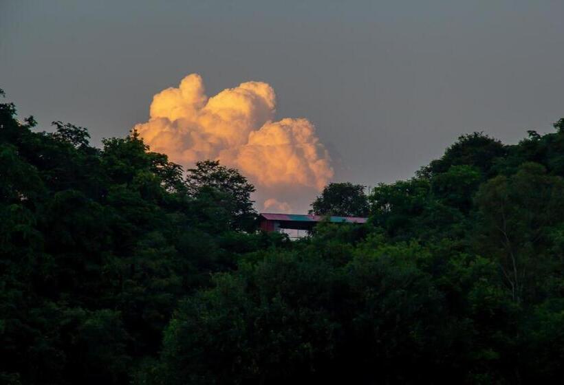 리조트 Campong Nature Retreat