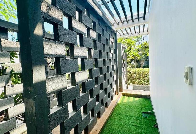 استراحتگاه Flower Villa