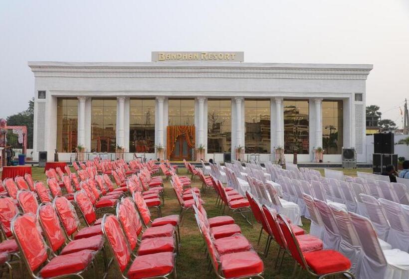 Fabhotel Saalt Bandhan Resort