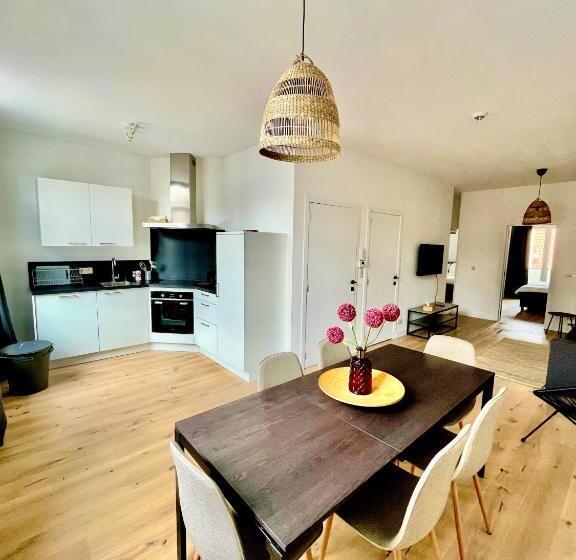 Sleep Inn   Palace Apartments