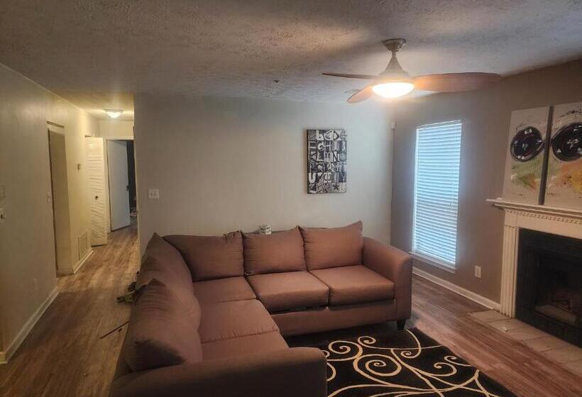Spacious Atlanta Area Condo