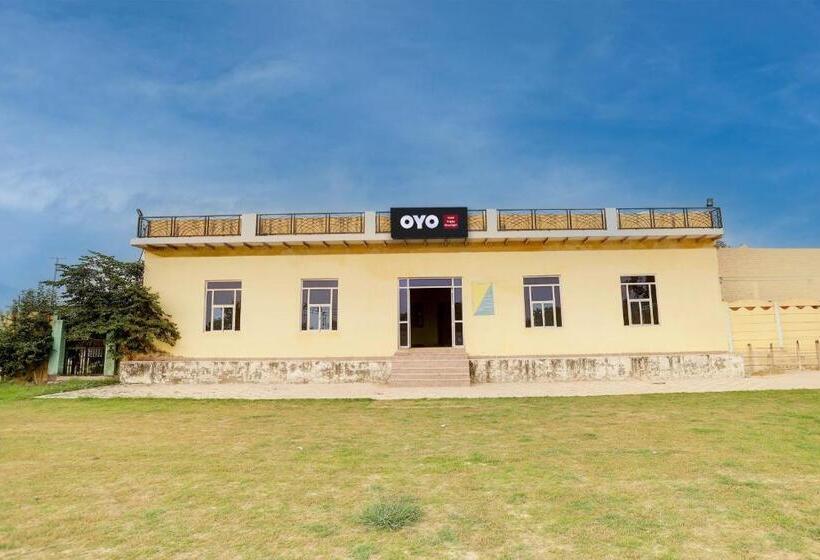 Spot On Hotel Happy Moonlight