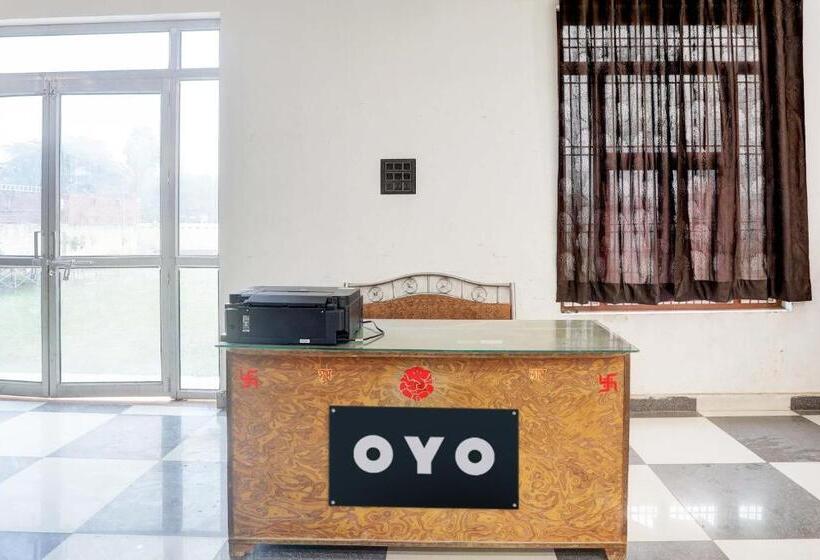 Spot On Hotel Happy Moonlight