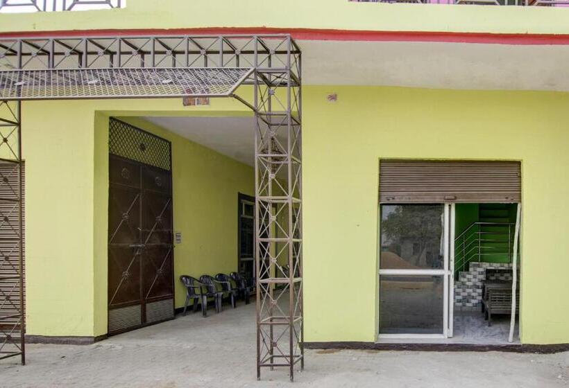 Spot On Milan Garden Hotel And Restaurant