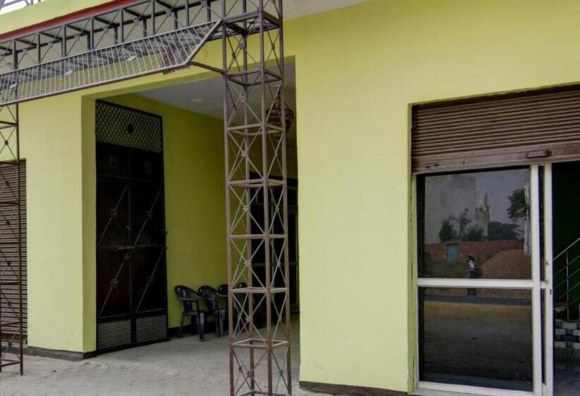 Spot On Milan Garden Hotel And Restaurant