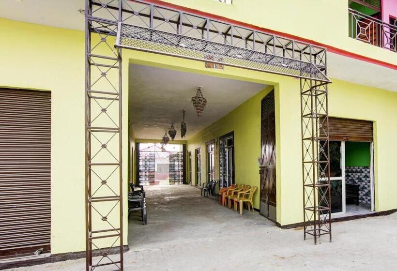 Spot On Milan Garden Hotel And Restaurant