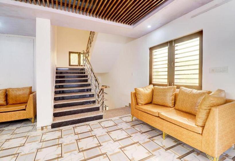 فندق Cg Inn Pool Rooftop