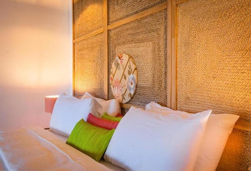 Tabebuia Spa And Safari Resort