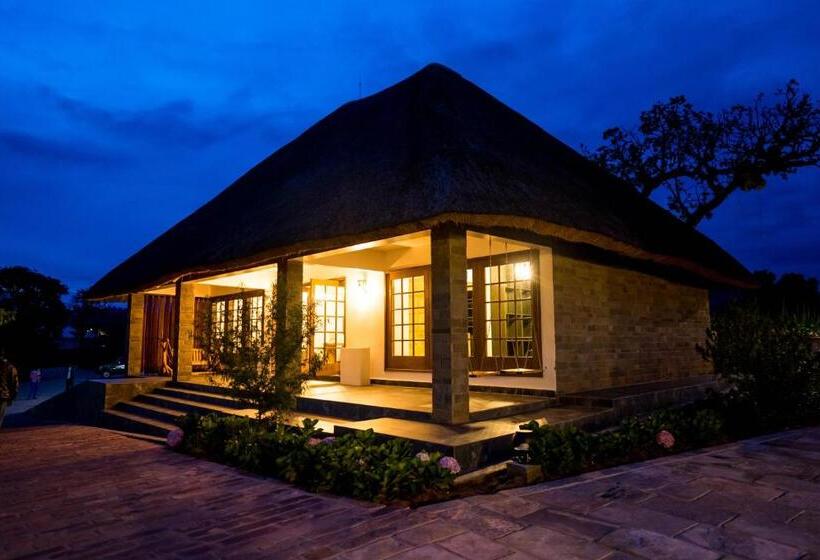 Tabebuia Spa And Safari Resort