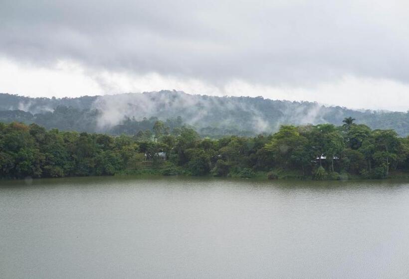 Tabebuia Spa And Safari Resort