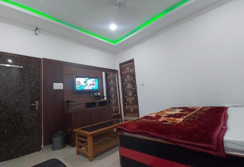 The Rai’s Palace Hotel And Banquet