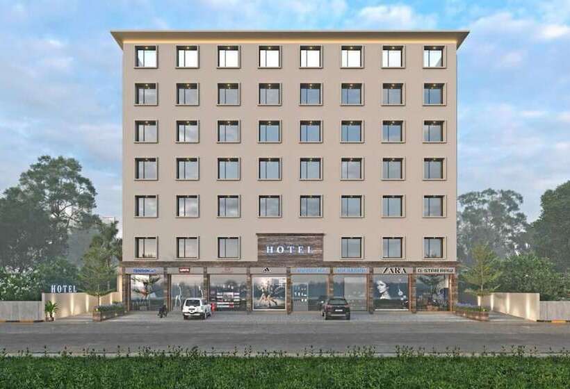 The Sky Imperial Hotel Kailash