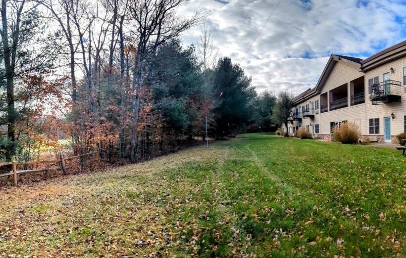 The Willowbrook Golf Hotel At Split Rock