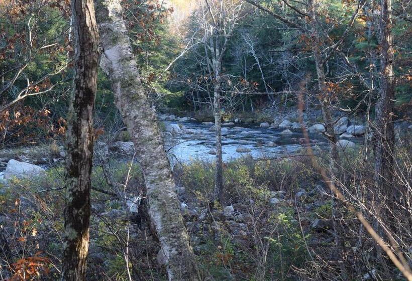 White Mountain Escape   Ski Attitash