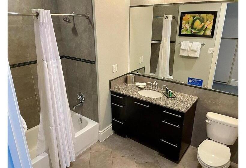 A Luxury Condo Awaits You At The Desert Blue, Moments From The Strip   Special Offer Now!