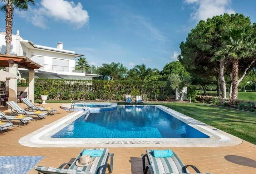 ユースホステル Villa Palm Golfe, Fantastic House On Vila Sol Course, Kids Pool, Aircon