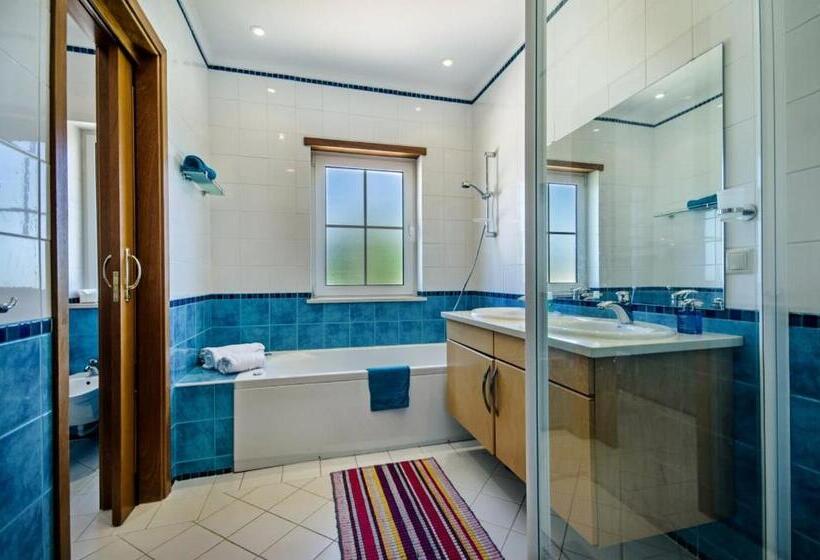 ユースホステル Villa Palm Golfe, Fantastic House On Vila Sol Course, Kids Pool, Aircon