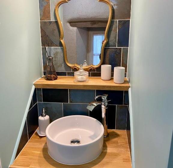 민박 Une Nuit Chez Une Artisane