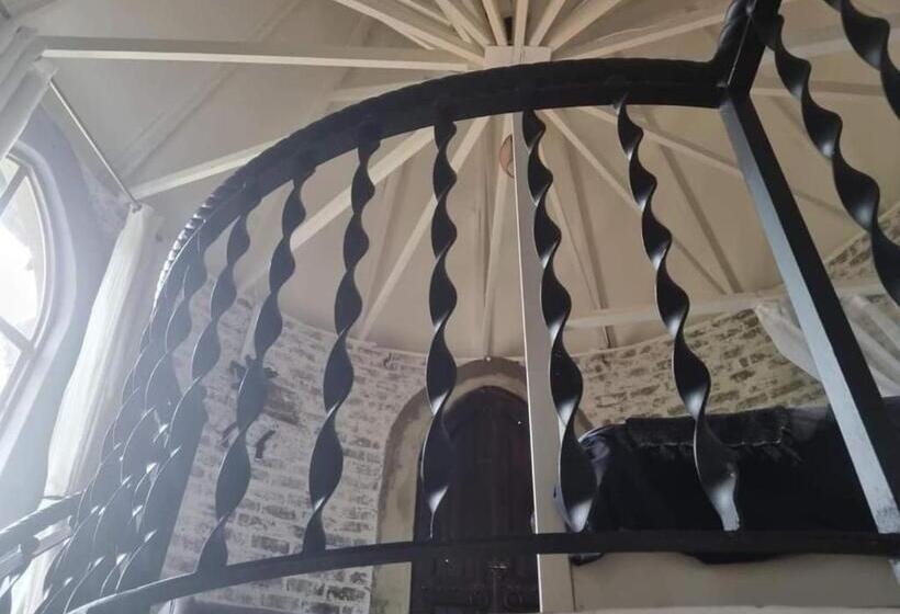 住宿加早餐  Castle Home