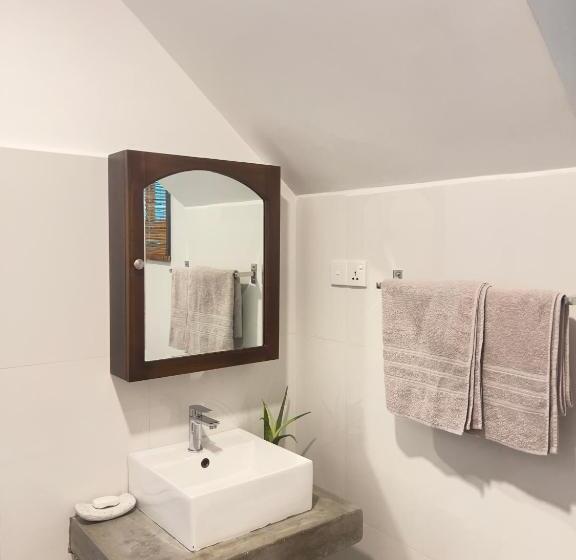 住宿加早餐  Galle Fancy Guesthouse, 5 Ac Bedrooms Villa