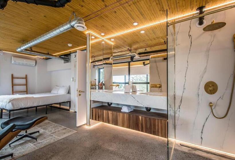 تختخواب و صبحانه Luxury Bnb   Halifax Rooftop