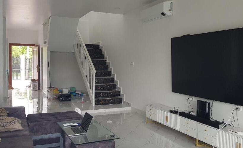 مبيت وإفطار Nicky Homeland