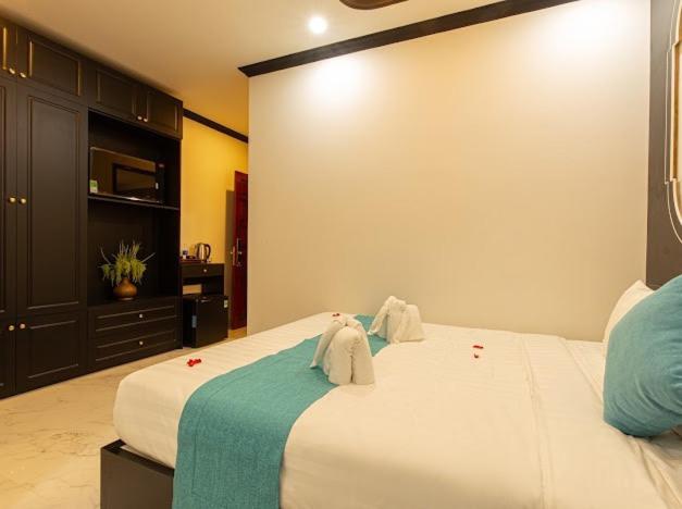 تختخواب و صبحانه Simon House Hoi An