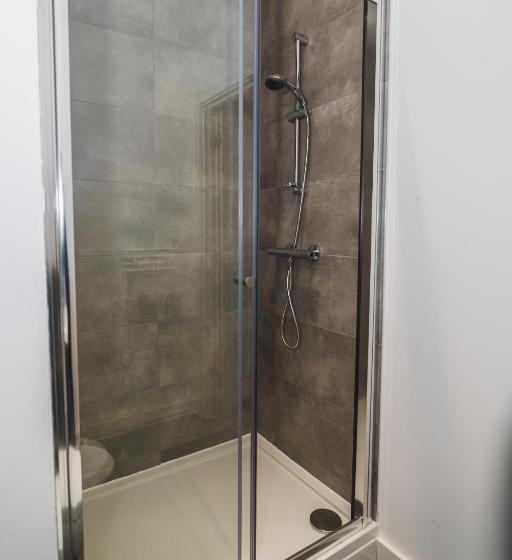 Bed and Breakfast Vichy The Thornhill Delux Apartments