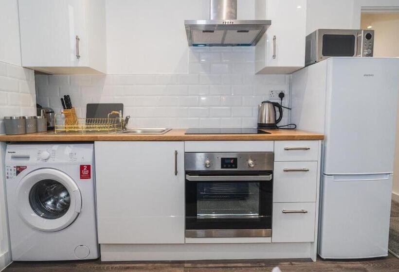 Bed and Breakfast Vichy The Thornhill Delux Apartments