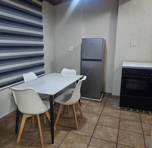 Bed and Breakfast Yello Guest House Graskop