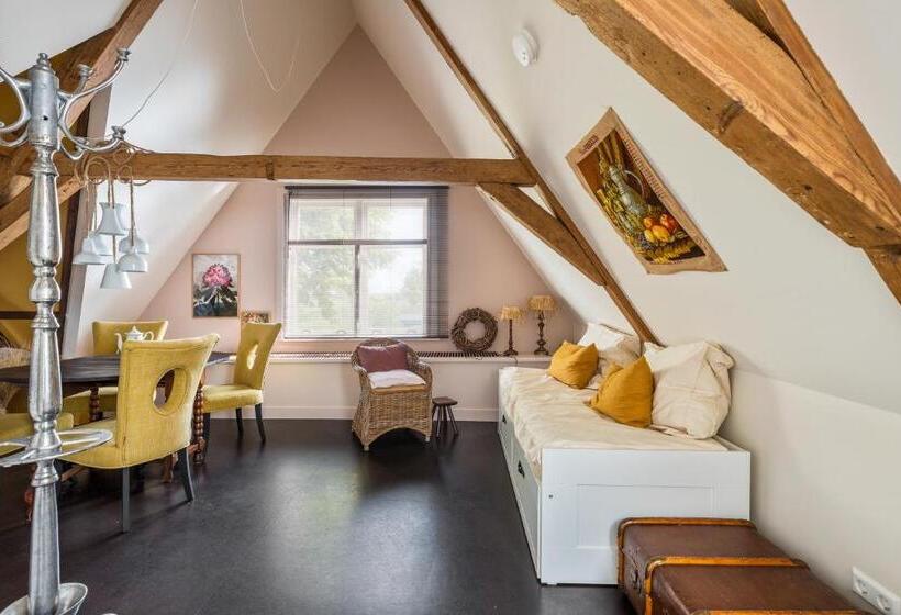 Boutique Hotel Jongwijs Westzaan